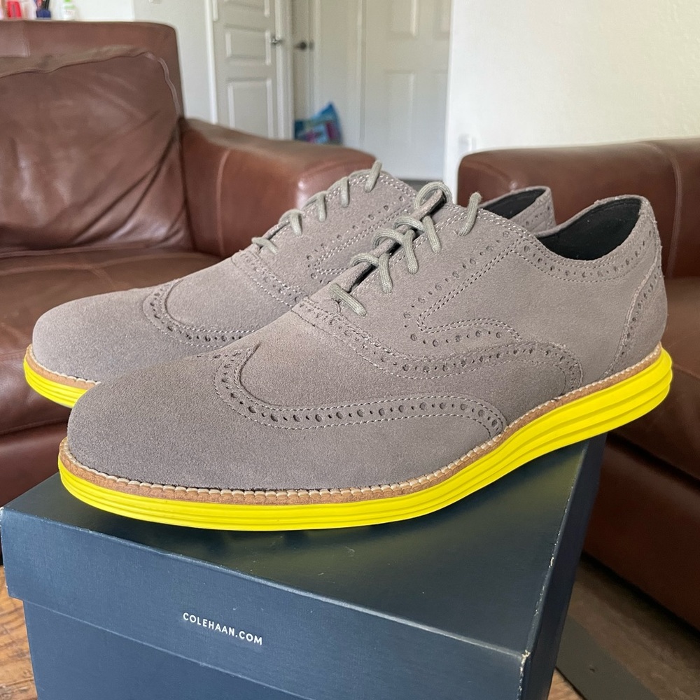 Cole Haan Original Grand Suede Wingtips sz 11